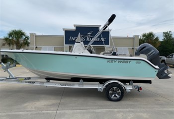 2025 Key West 203 FS Seafoam/White Boat